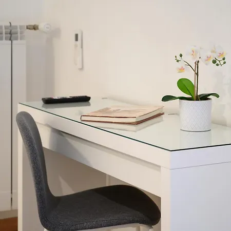 Da Eleonora - Centro Di Apartamento